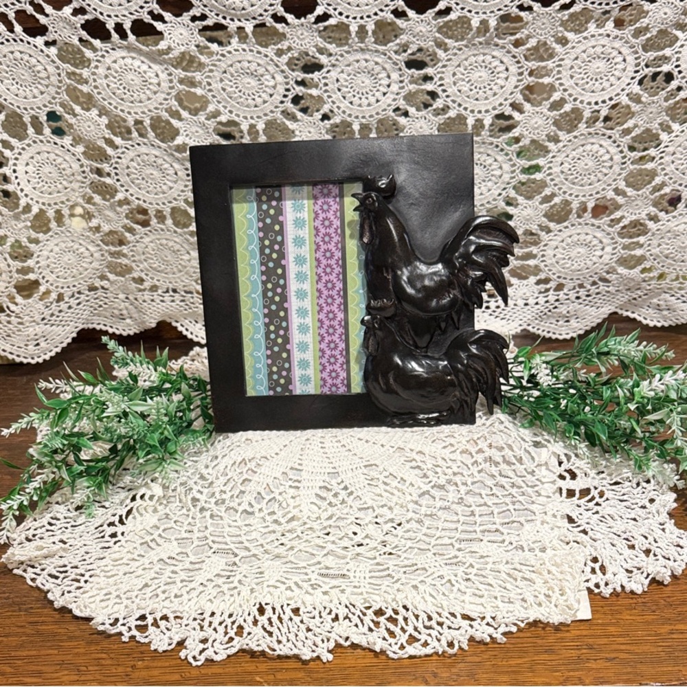 All $5 items- buy 3 for $10 Black Rooster Picture Frame